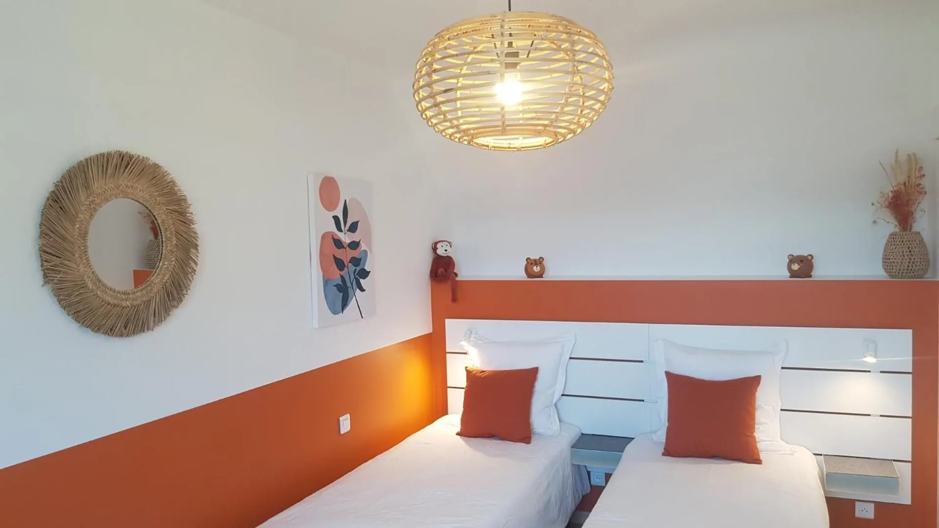 Le Domaine De Keryargon - 2 Gites 3 Et 5 Personnes Belz 0*,  France
